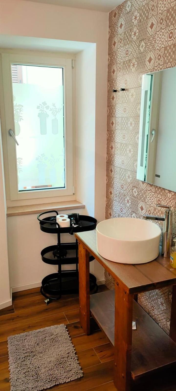 Casa Pitem Bed & Breakfast Torbole Sul Garda Rom bilde