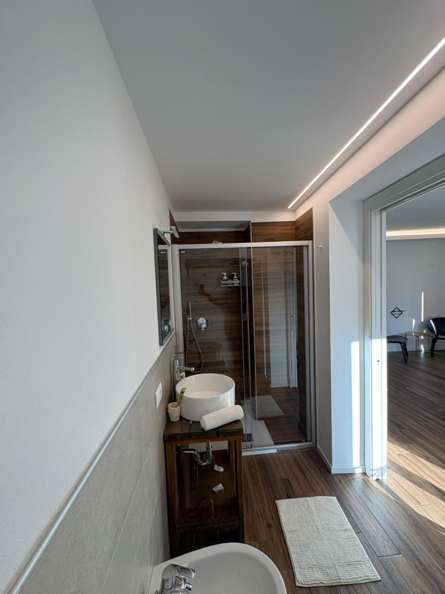 Casa Pitem Bed & Breakfast Torbole Sul Garda Rom bilde