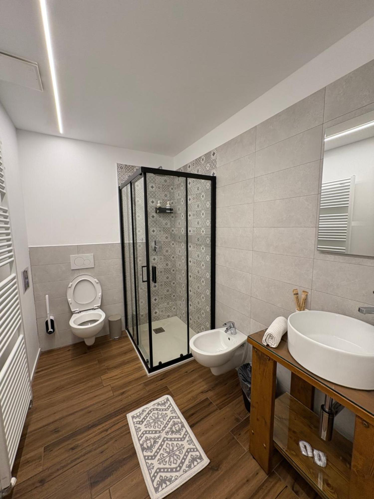 Casa Pitem Bed & Breakfast Torbole Sul Garda Rom bilde