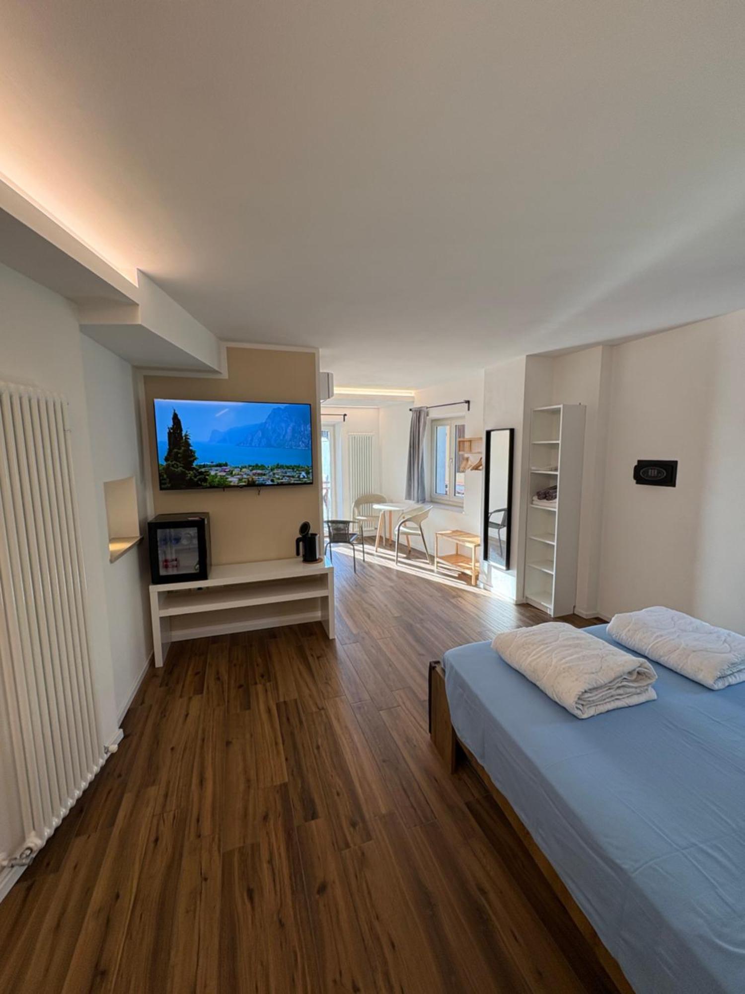 Casa Pitem Bed & Breakfast Torbole Sul Garda Rom bilde